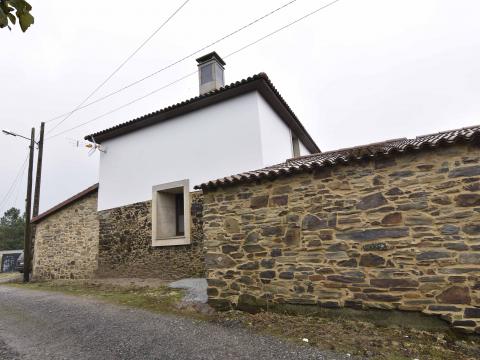 fachada piedra blanco moderno antiguo